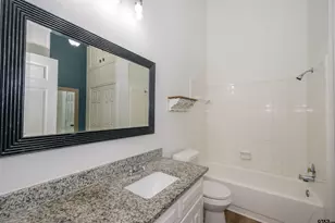 5819 Hollytree, Tyler, TX 75703 - Photo 17