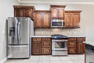 104 Penbrook St, Henderson, TX 75654 - Photo 7