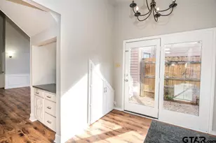 5827 Hollytree, Tyler, TX 75703 - Photo 17