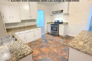 902 W 9th St, Tyler, TX 75701 - Photo 9