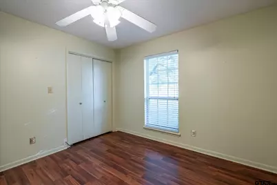 287 Hollybrook Dr., Kilgore, TX 75662 - Photo 17