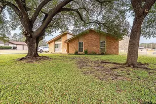 287 Hollybrook Dr, Kilgore, TX 75662 - Photo 33