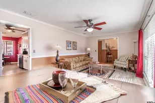 106 Susie St, Chandler, TX 75758 - Photo 5