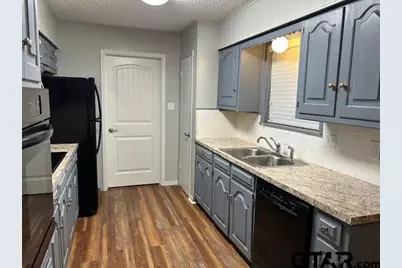 605 N Line, Mineola, TX 75773 - Photo 5