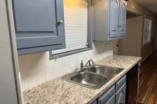 605 N Line, Mineola, TX 75773 - Photo 7