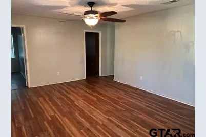 605 N Line, Mineola, TX 75773 - Photo 9