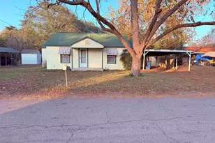 303 Jeannine St, Winnsboro, TX 75494 - Photo 1