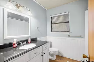 508 Cedar St, Overton, TX 75684 - Photo 25