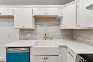 2424 E Devine St, Tyler, TX 75701 - Photo 11