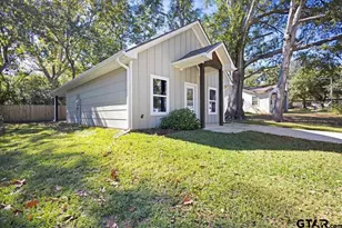 304 E Cottonwood, Overton, TX 75684 - Photo 3