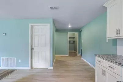 1333 Montgomery Gardens, Tyler, TX 75708 - Photo 11