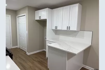 1506 N Summit Ave, Tyler, TX 75702 - Photo 11