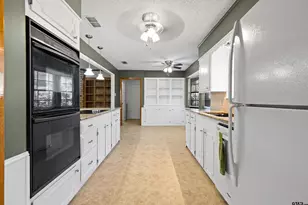 4415 Fitzgerald, Marshall, TX 75672 - Photo 21