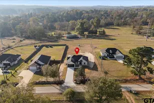 3078 County Rd 326 E, Tyler, TX 75706 - Photo 3