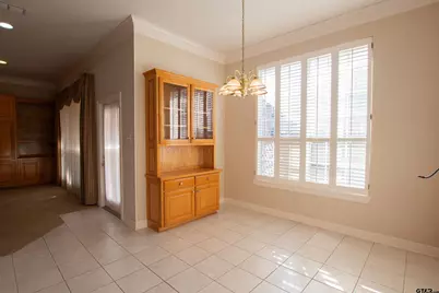 704 Shiloh Ridge St, Tyler, TX 75703 - Photo 9