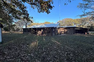 7315 Neches, Athens, TX 75752 - Photo 17