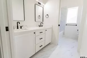 21053 County Rd 26, Tyler, TX 75705 - Photo 39