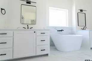 21053 County Rd 26, Tyler, TX 75705 - Photo 23