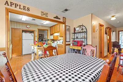 4137 E County Road 368, Henderson, TX 75654 - Photo 9