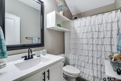 17409 Crossing Circle, Lindale, TX 75771 - Photo 19