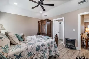 17409 Crossing Cir, Lindale, TX 75771 - Photo 15