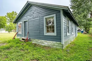 306 Dorothy St, Jacksonville, TX 75766 - Photo 17