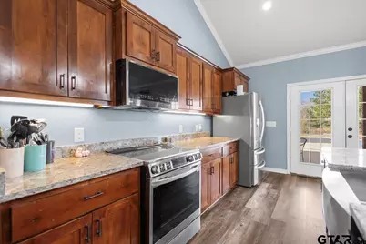 22727 County Road 2166, Troup, TX 75789 - Photo 13