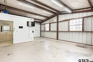 360 Anderson County Road 330, Palestine, TX 75803 - Photo 37