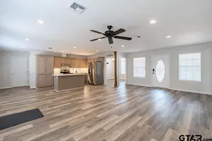 360 Anderson County Road 330, Palestine, TX 75803 - Photo 11