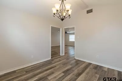 360 Anderson County Road 330, Palestine, TX 75803 - Photo 13