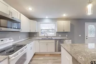 20489 W Grove Club Lake Rd, Whitehouse, TX 75791 - Photo 13