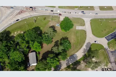 114 Bruce St, Gilmer, TX 75645 - Photo 3