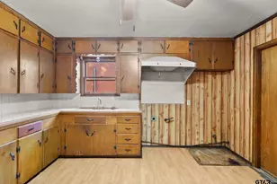 736 Crestway Dr, Tyler, TX 75701 - Photo 11