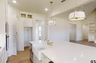 1212 Golden Eagle Wy, Whitehouse, TX 75791 - Photo 17