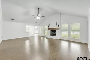 1090 Oak Hollow Ln, Combine, TX 75159 - Photo 9