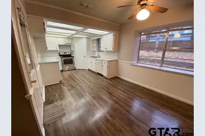 4213 Edinburgh, Tyler, TX 75703 - Photo 7