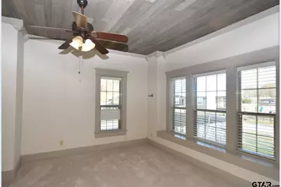 269 E Holley St, Alba, TX 75410 - Photo 21