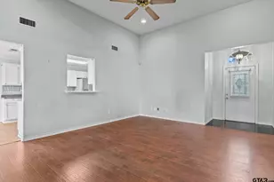 15733 Bay View Cir, Bullard, TX 75757 - Photo 5