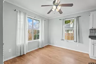 15733 Bay View Cir, Bullard, TX 75757 - Photo 9