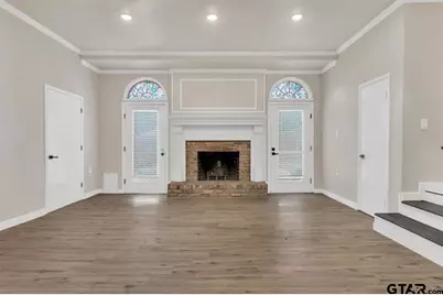 2425 Oak Ln, Tyler, TX 75701 - Photo 17