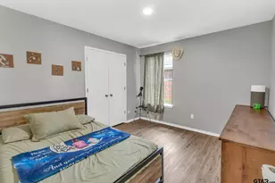 1112 E Park Dr, Lindale, TX 75771 - Photo 13