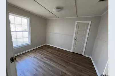 2616 Oak Ln, Tyler, TX 75701 - Photo 9