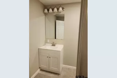 402 W. Carolina St, Palestine, TX 75803 - Photo 33