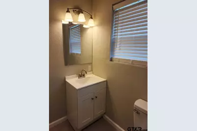 402 W. Carolina St, Palestine, TX 75803 - Photo 23