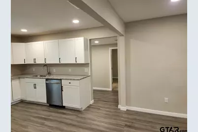 402 W. Carolina St, Palestine, TX 75803 - Photo 5