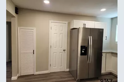 402 W. Carolina St, Palestine, TX 75803 - Photo 13