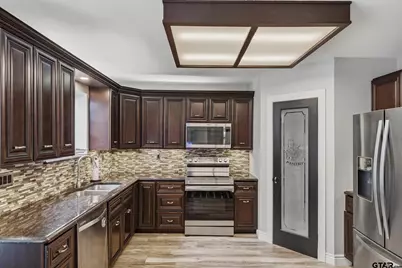 10825 County Road 2458, Terrell, TX 75160 - Photo 15