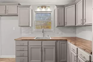 122 Brierwood Dr, Palestine, TX 75801 - Photo 9