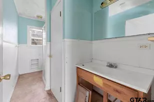 608 Lawrence, Jacksonville, TX 75766 - Photo 9