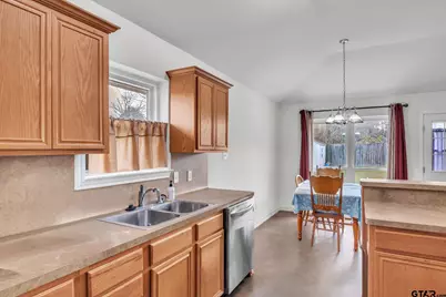 19990 Bluegrass Cir, Flint, TX 75762 - Photo 9